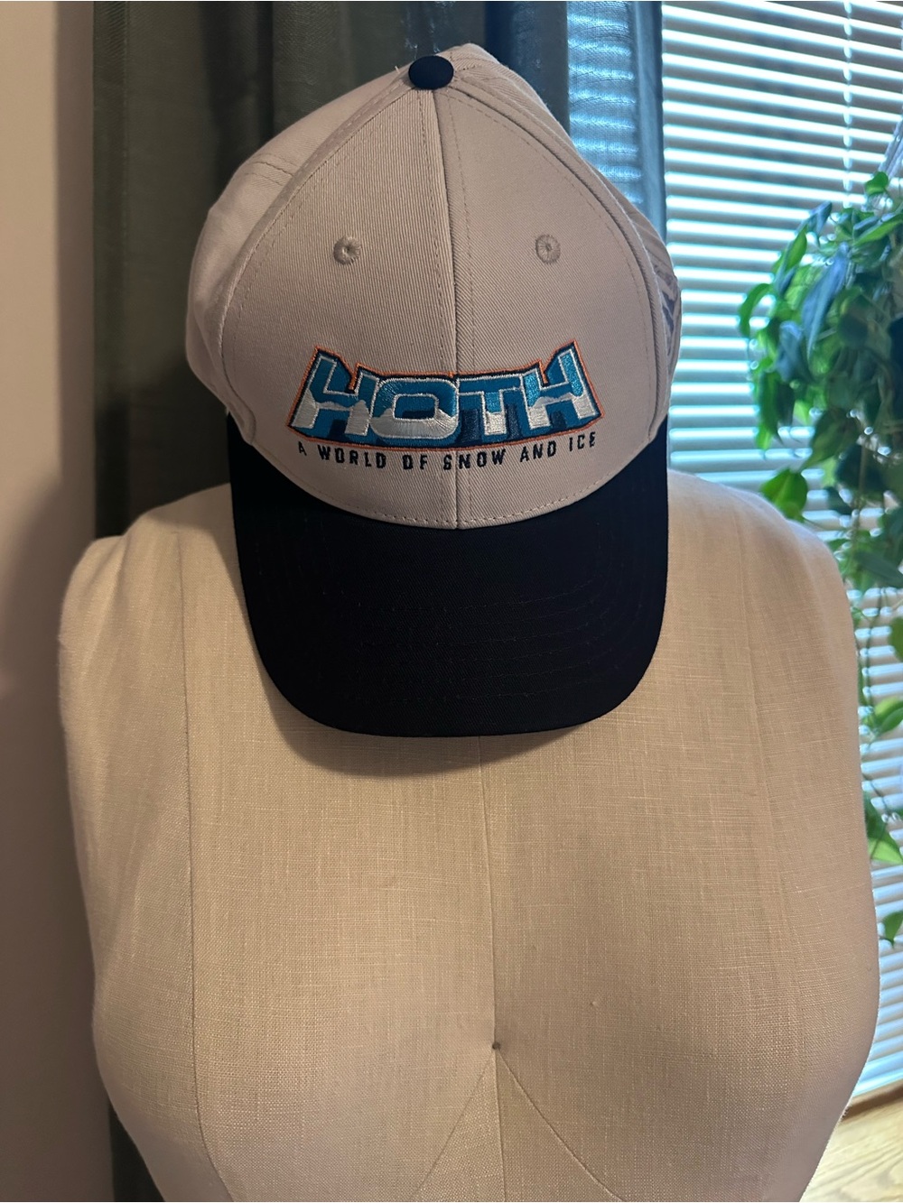 New Disney Parks Star Wars Hoth A World of Snow And Ice Adults Baseball Cap